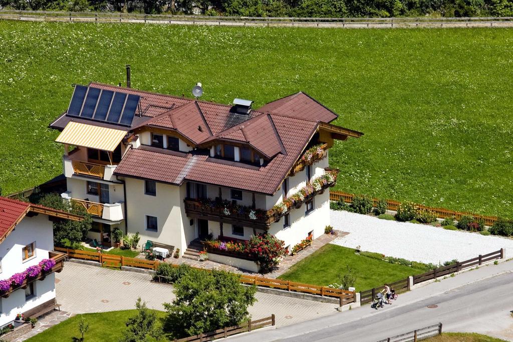 Haus Alpengruss Apartment Neustift im Stubaital Exterior photo